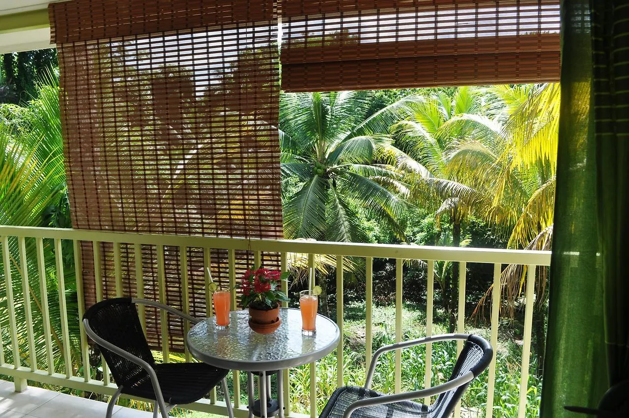 Leatherback Lodge Eco B&B Salybia