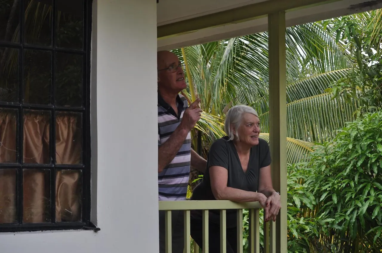 Leatherback Lodge Eco B&B Salybia